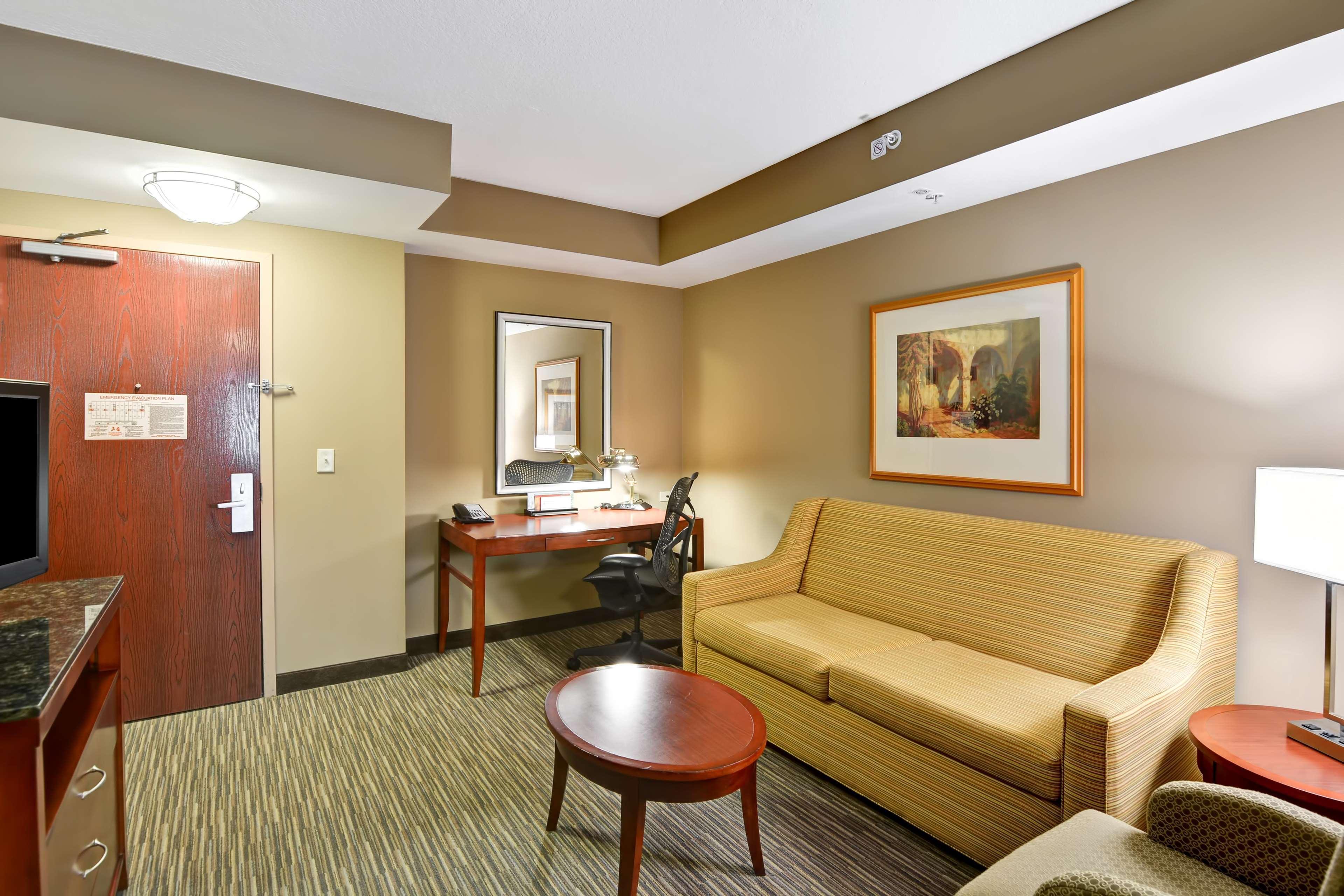Hilton Garden Inn Tampa Northwest/Oldsmar Exterior foto