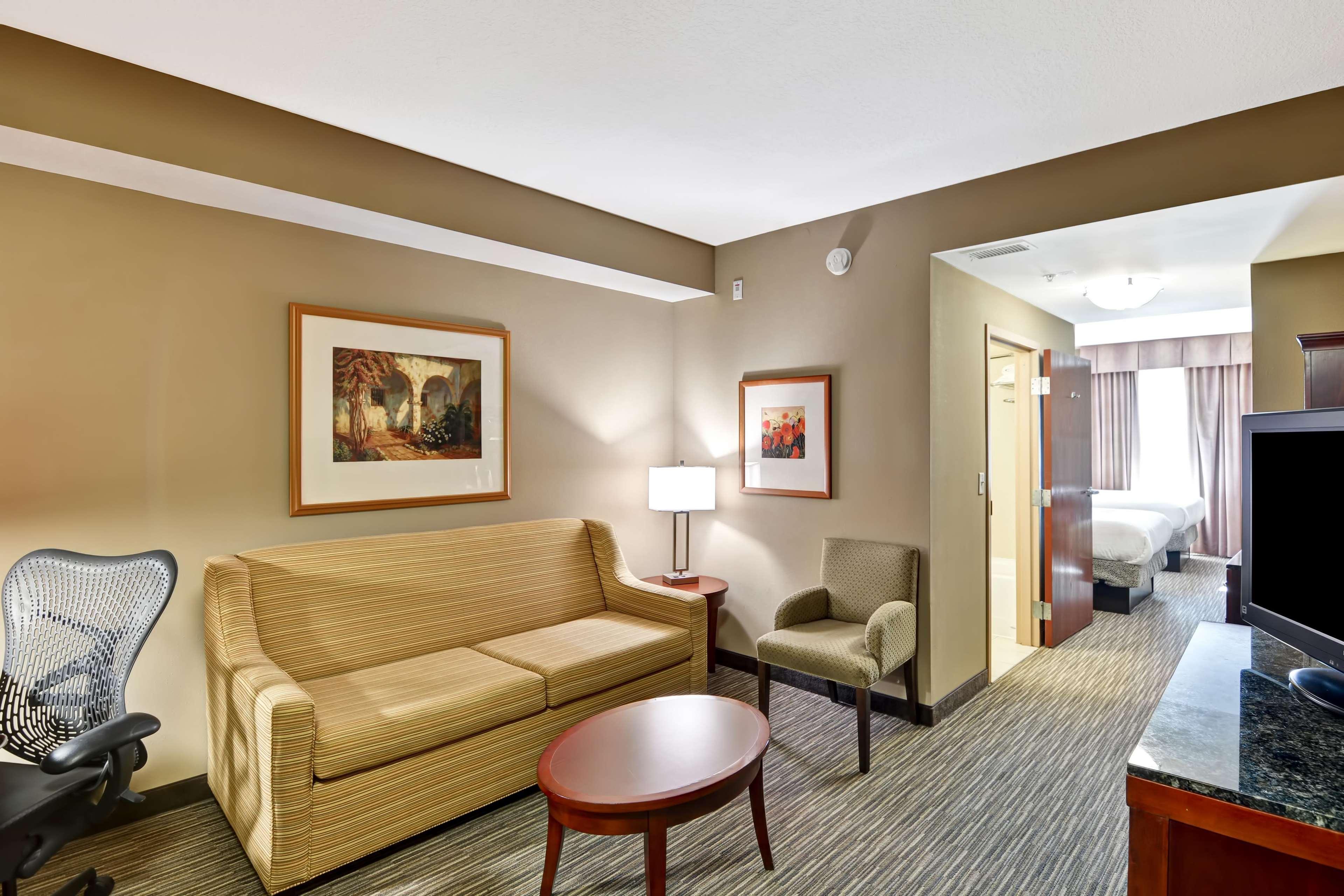 Hilton Garden Inn Tampa Northwest/Oldsmar Exterior foto