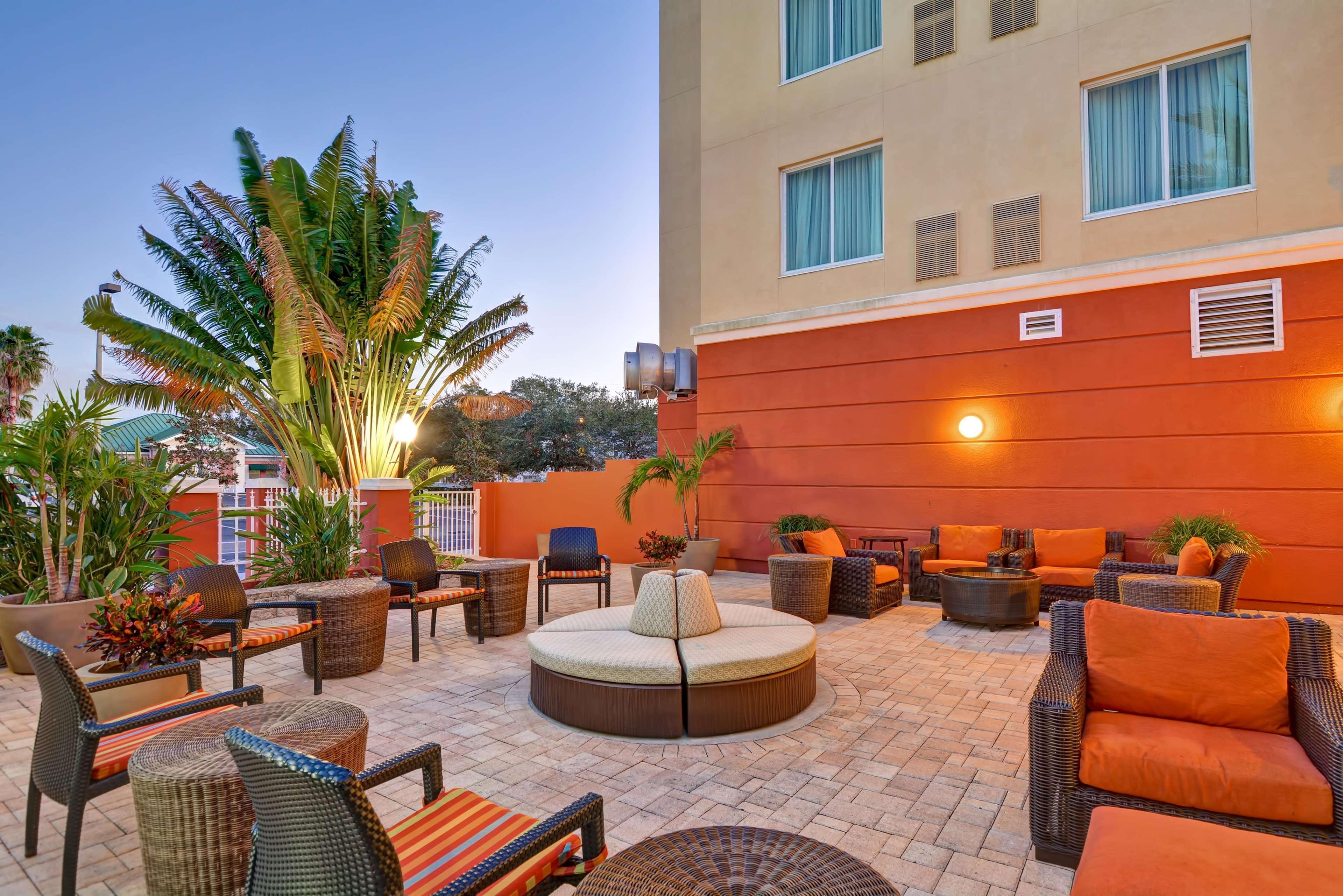 Hilton Garden Inn Tampa Northwest/Oldsmar Exterior foto